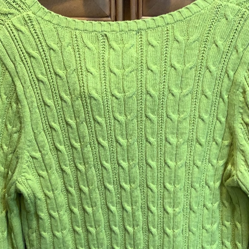 NWT LIME V NECK SWEATER - Picture 5 of 6